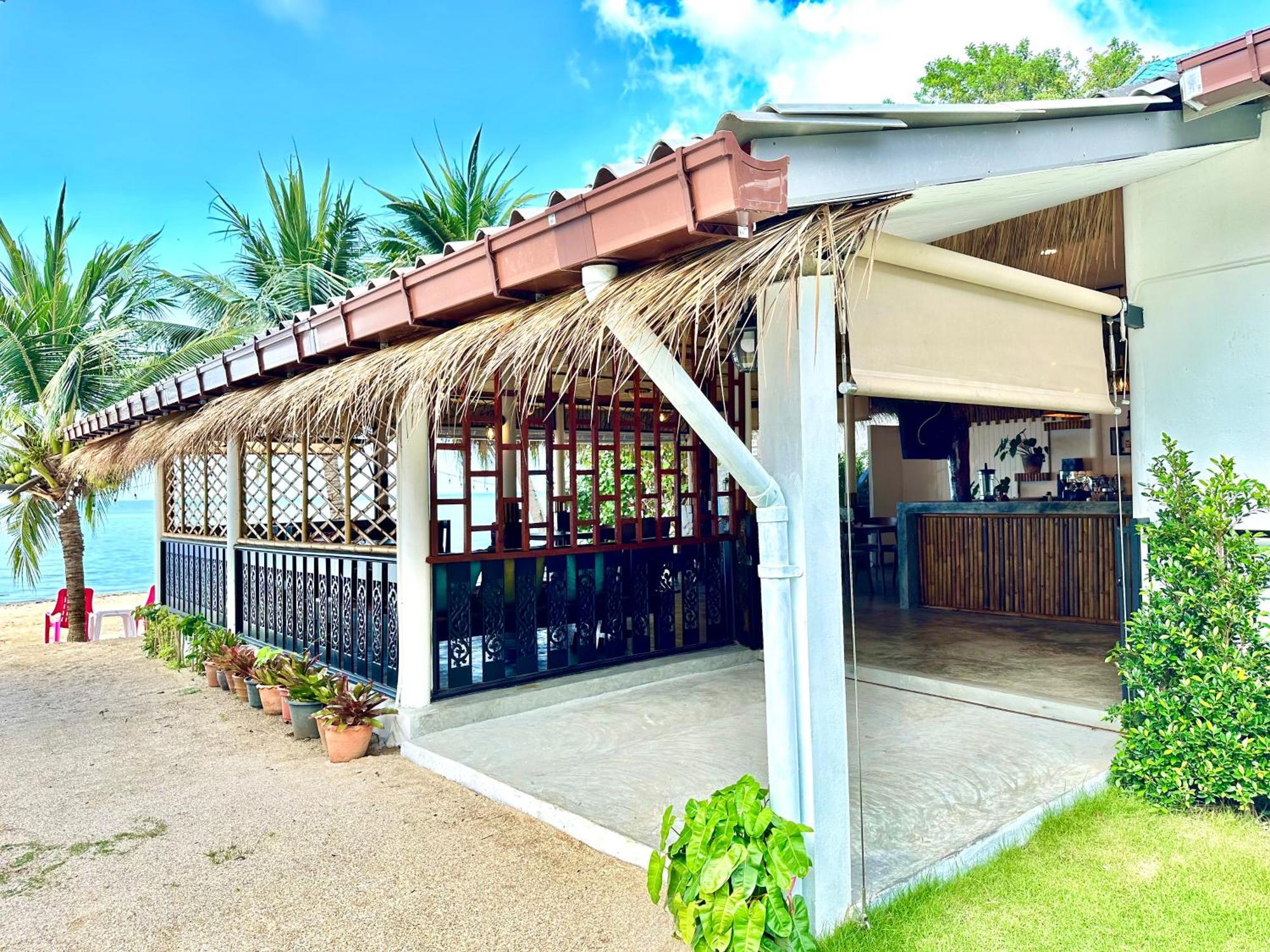 The Scenery Beach Resort Baan Khai Екстер'єр фото