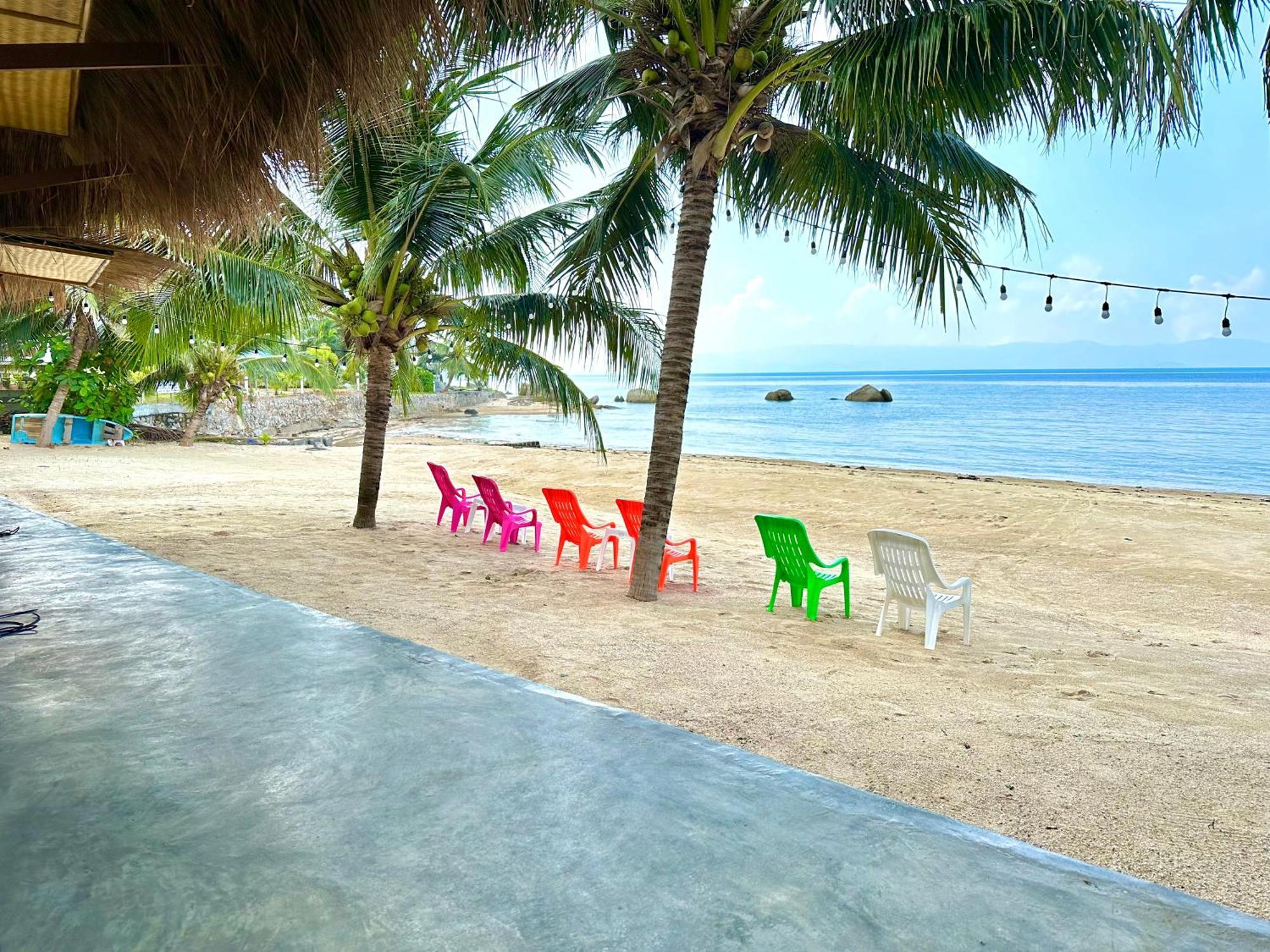 The Scenery Beach Resort Baan Khai Екстер'єр фото