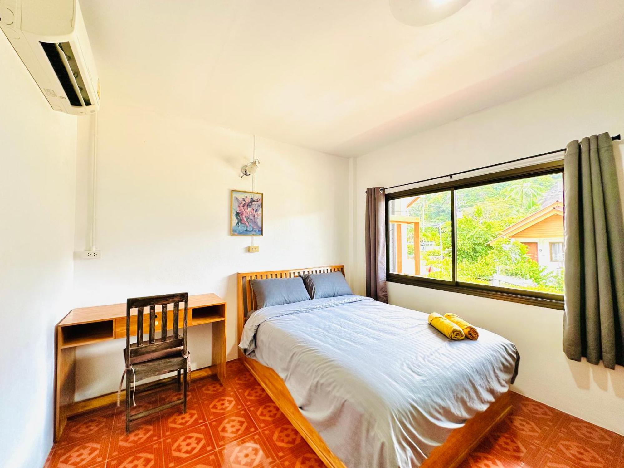 The Scenery Beach Resort Baan Khai Екстер'єр фото